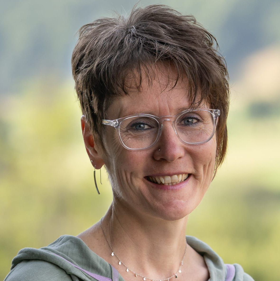 Portraet-Therese-Berger-Oasenhof-Gesundheistberatung-und-Naturwellness.JPG
