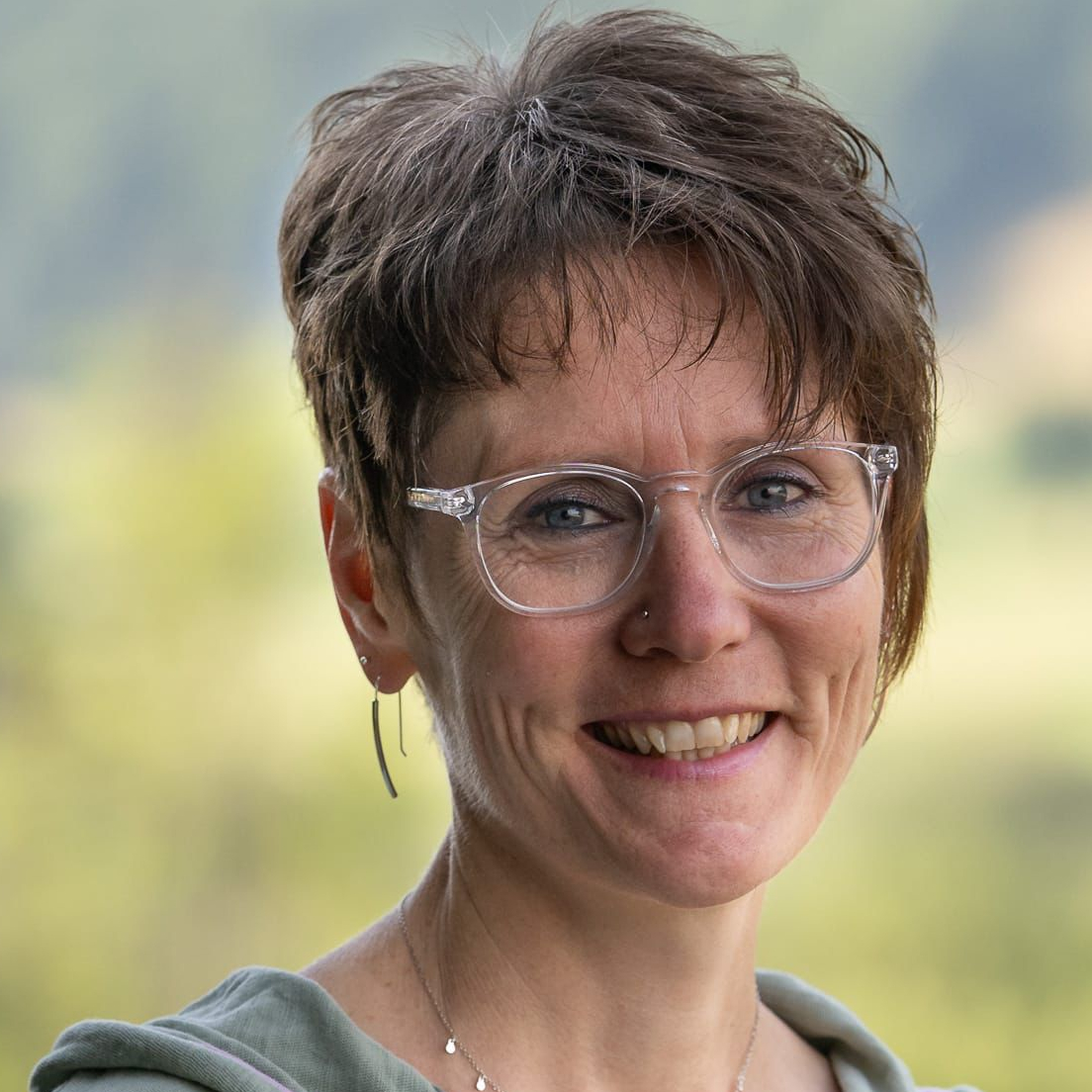 Portraet-Therese-Berger-Oasenhof-Gesundheistberatung-und-Naturwellness.JPG
